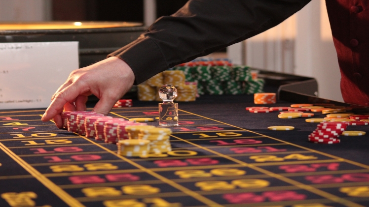 Unveiling the Array of Bonuses Offered by Online Casinos for Slot Games